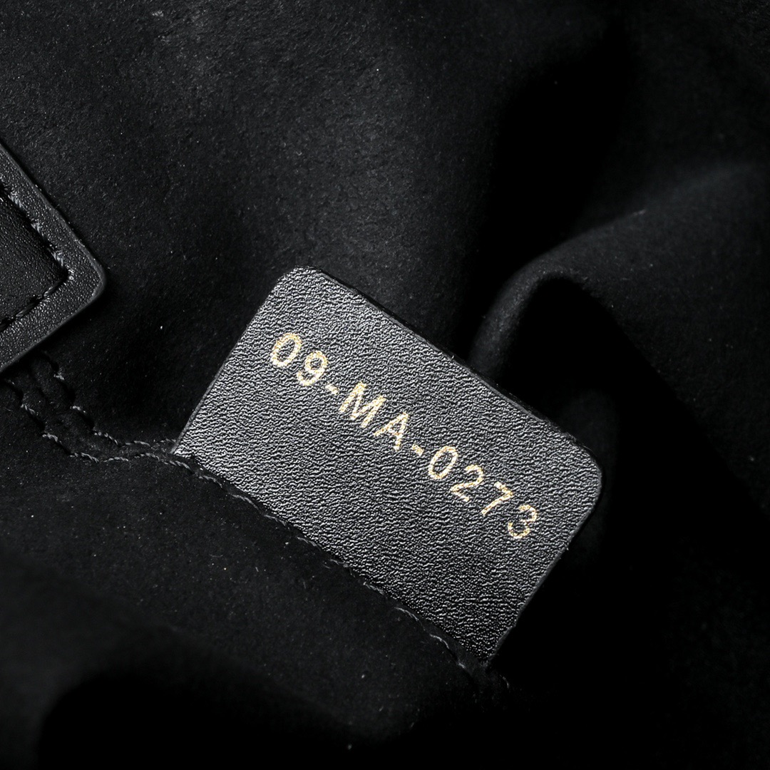 【DIOR公式 旗艦店】（ディオール）Toujoursハンドバッグ 23*15*15cm