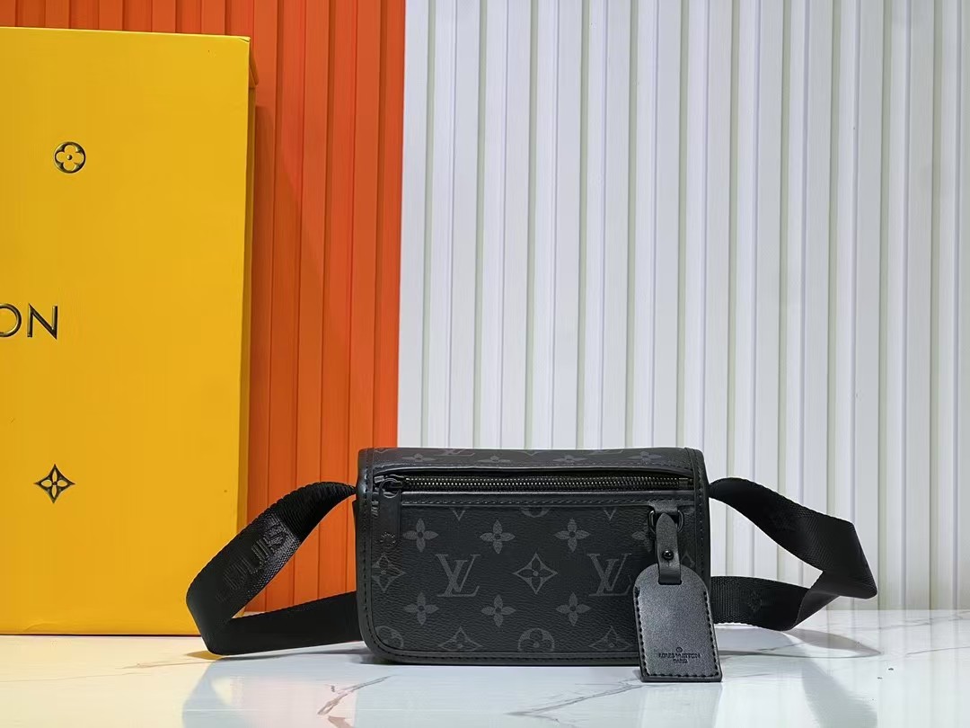 【LOUIS VUITTON旗艦店】ルイ・ヴィトン★BOSPHORE M12599★19*12*7CM