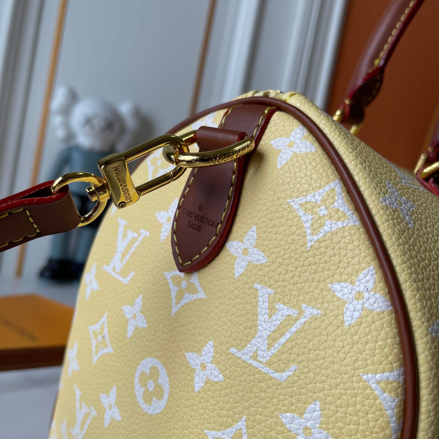 LOUIS VUITTON ルイヴィトン SPEEDY SOFT 30 ショルダーバッグ