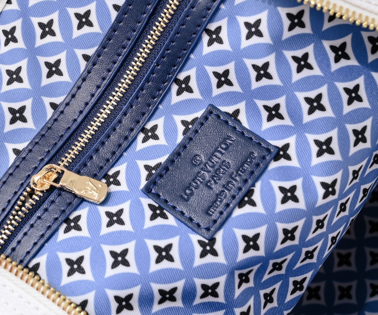 M10254LV バイ・ザ・プールキーポル・バンドリエール 50