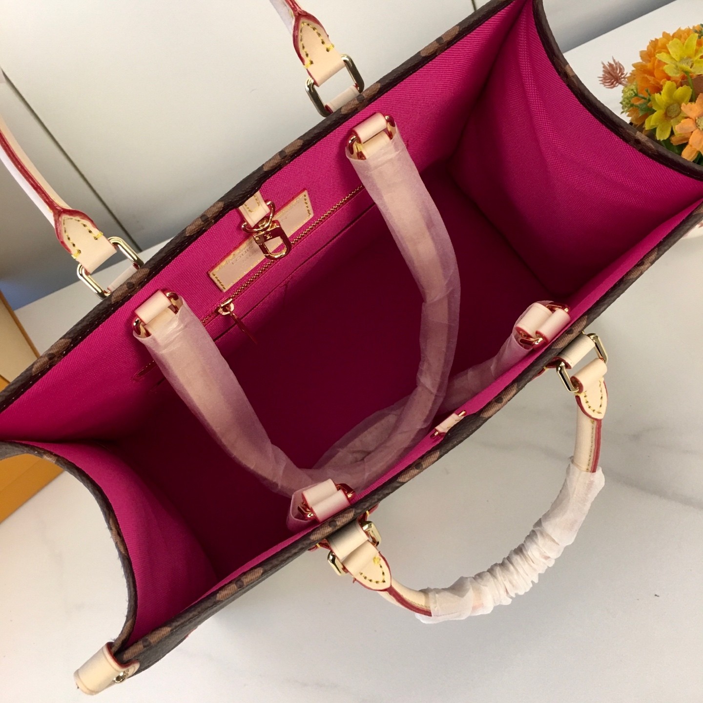 LOUIS VUITTON ルイヴィトン M44571 ONTHEGO ハンドバッグ  34*26*13CM