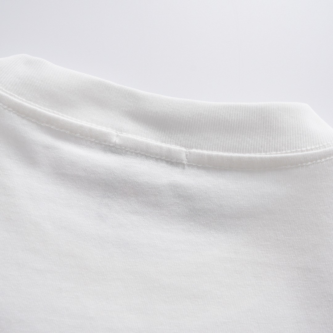 【Moncler 】（モンクレール）半袖Tシャツ 男女兼用、ご好評に付き再入荷！