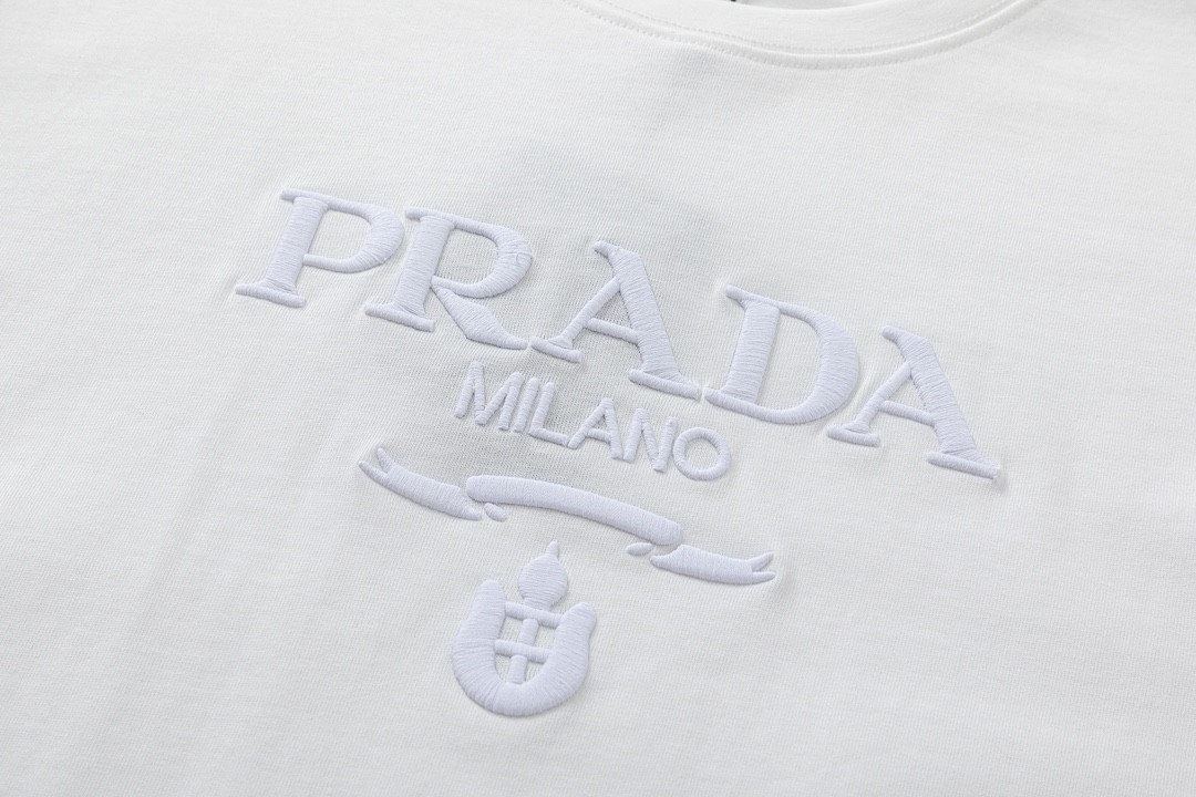 【PRADA旗艦店】プラダ 半袖Tシャツ 男女兼用 ご好評に付き再入荷！
