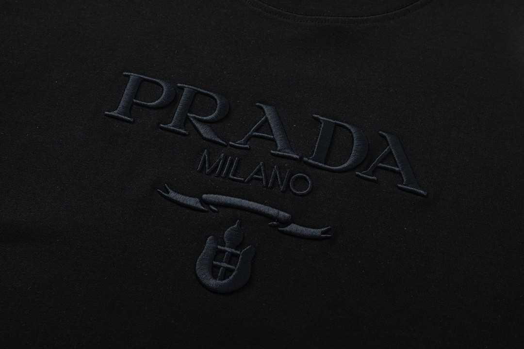 【PRADA旗艦店】プラダ 半袖Tシャツ 男女兼用 ご好評に付き再入荷！