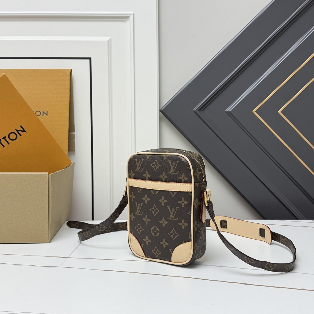 LOUIS VUITTON ルイヴィトン クロスボディバッグ M45266