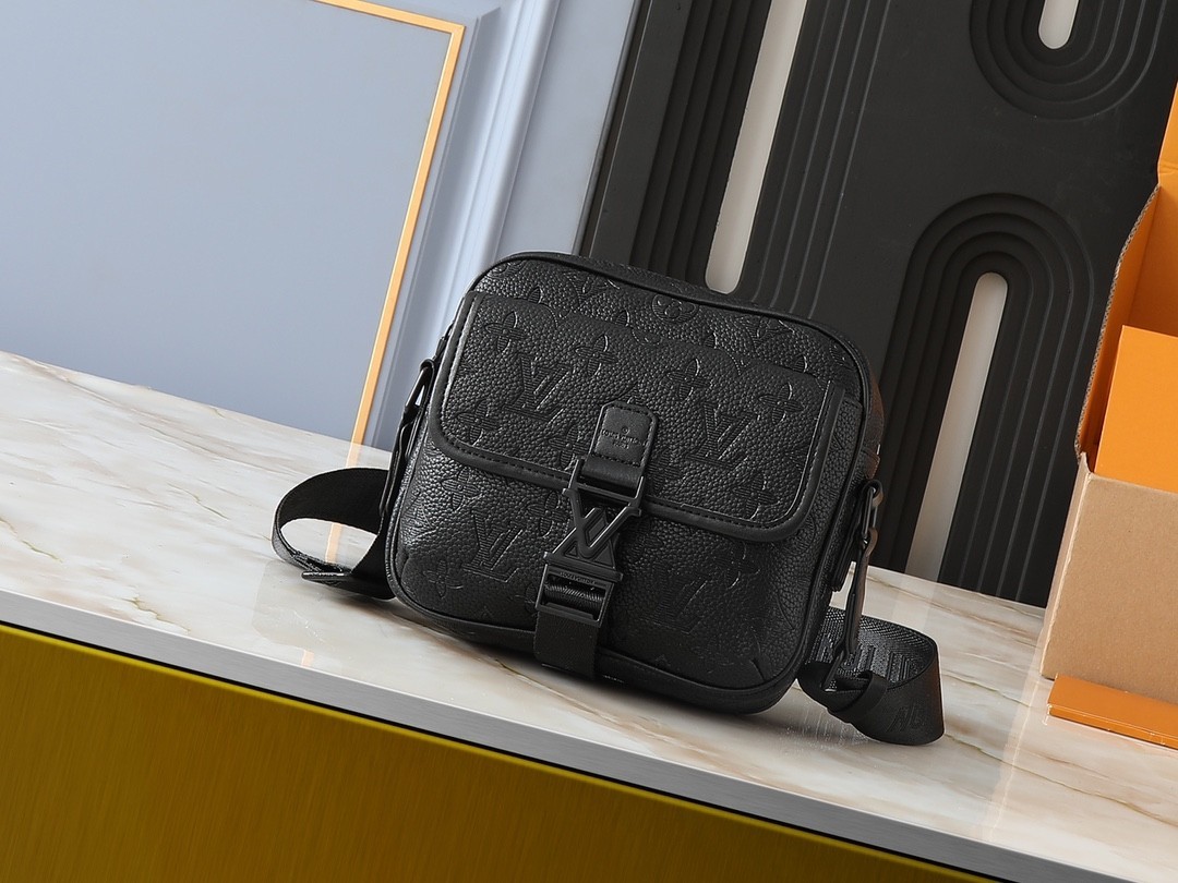 LOUIS VUITTON ルイヴィトン M12516 GETAWAY メッセンジャーバッグ