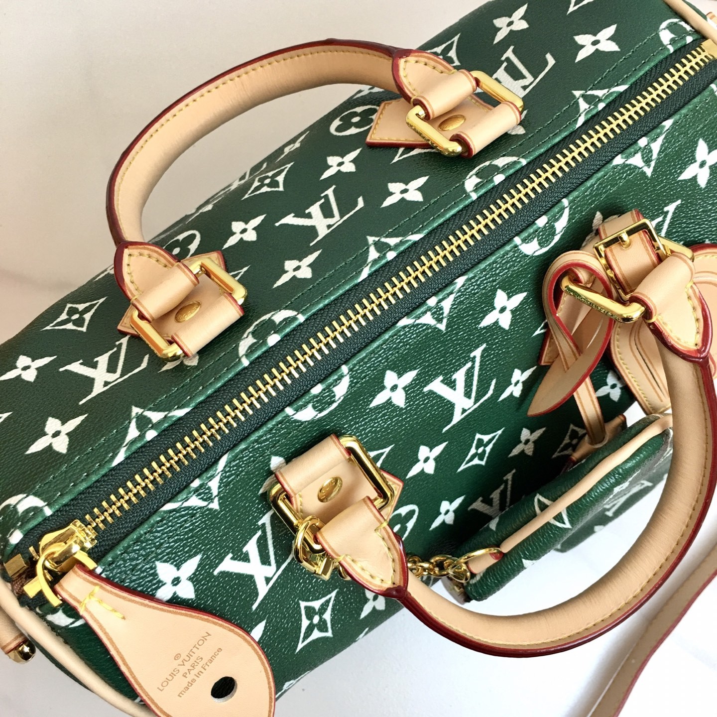 LOUIS VUITTON ルイヴィトン SPEEDY BANDOULIÈRE 25 ショルダーバッグ