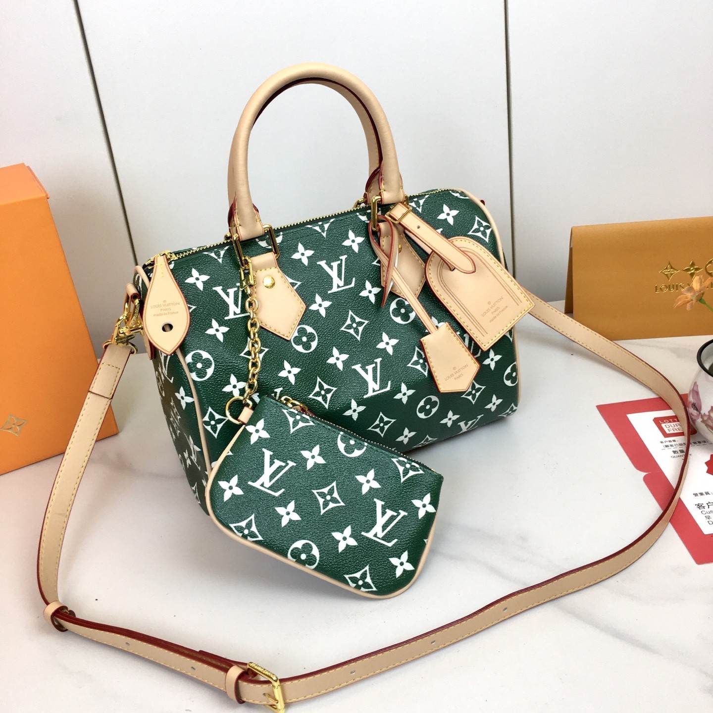 LOUIS VUITTON ルイヴィトン SPEEDY BANDOULIÈRE 25 ショルダーバッグ
