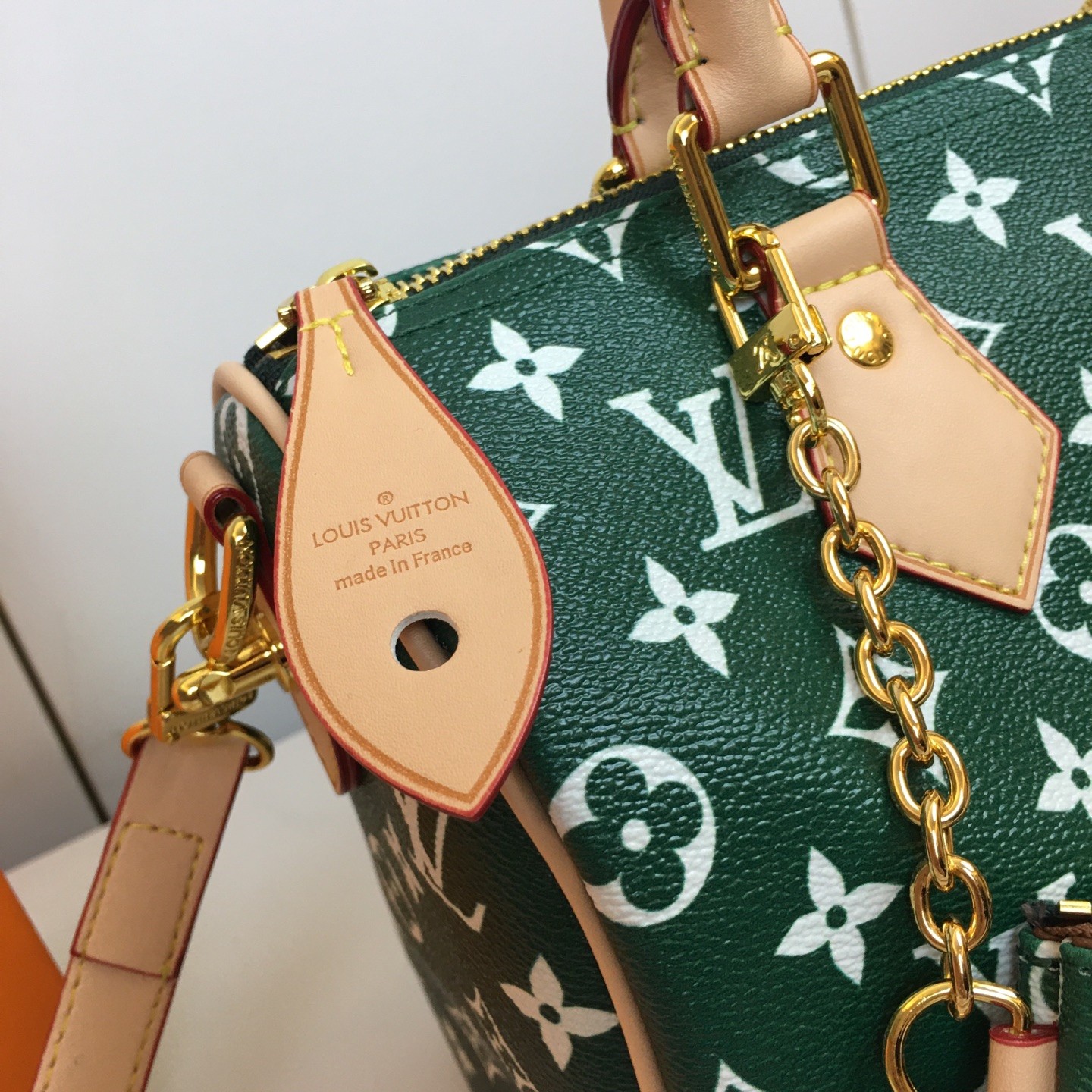 LOUIS VUITTON ルイヴィトン SPEEDY BANDOULIÈRE 25 ショルダーバッグ
