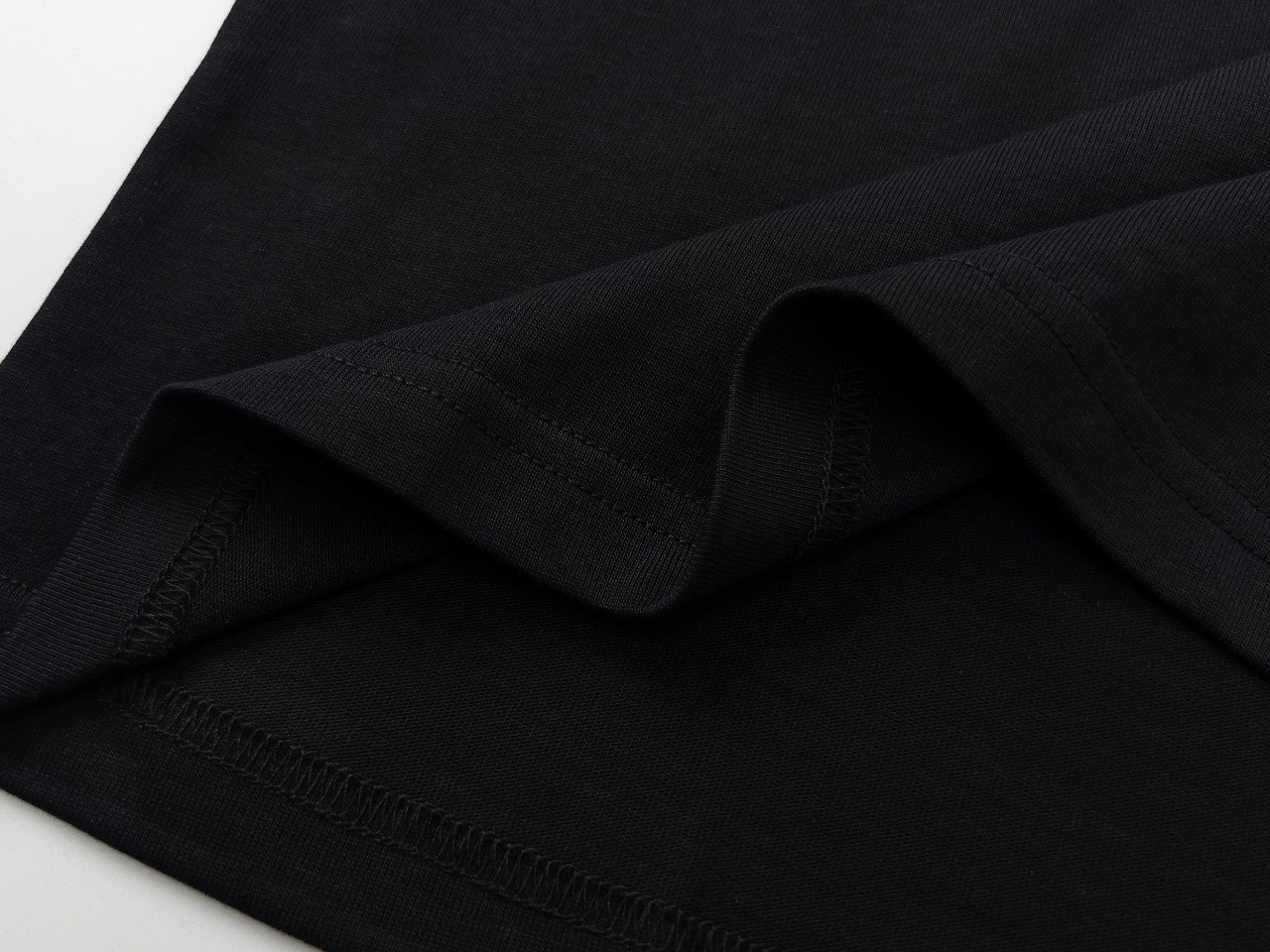 【BURBERRY旗艦店】バーバリー 半袖Tシャツ ご好評に付き再入荷！