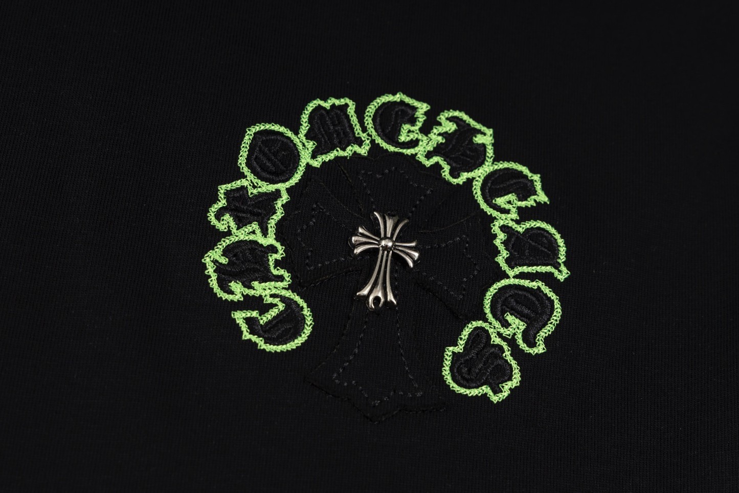 【CHROME HEARTS】（クロムハーツ）半袖Tシャツ、ご好評に付き再入荷！