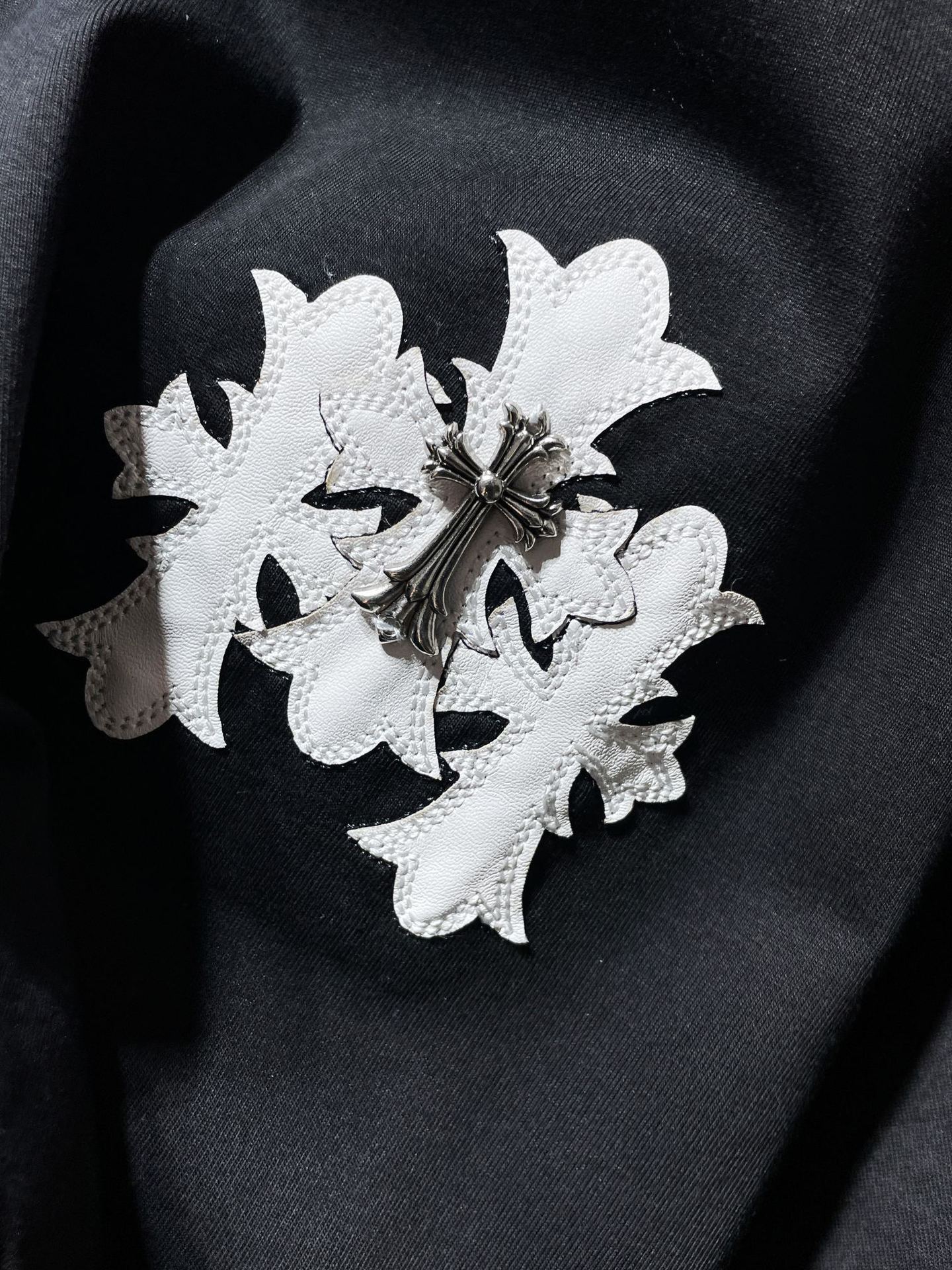 【CHROME HEARTS】（クロムハーツ）半袖Tシャツ、ご好評に付き再入荷！