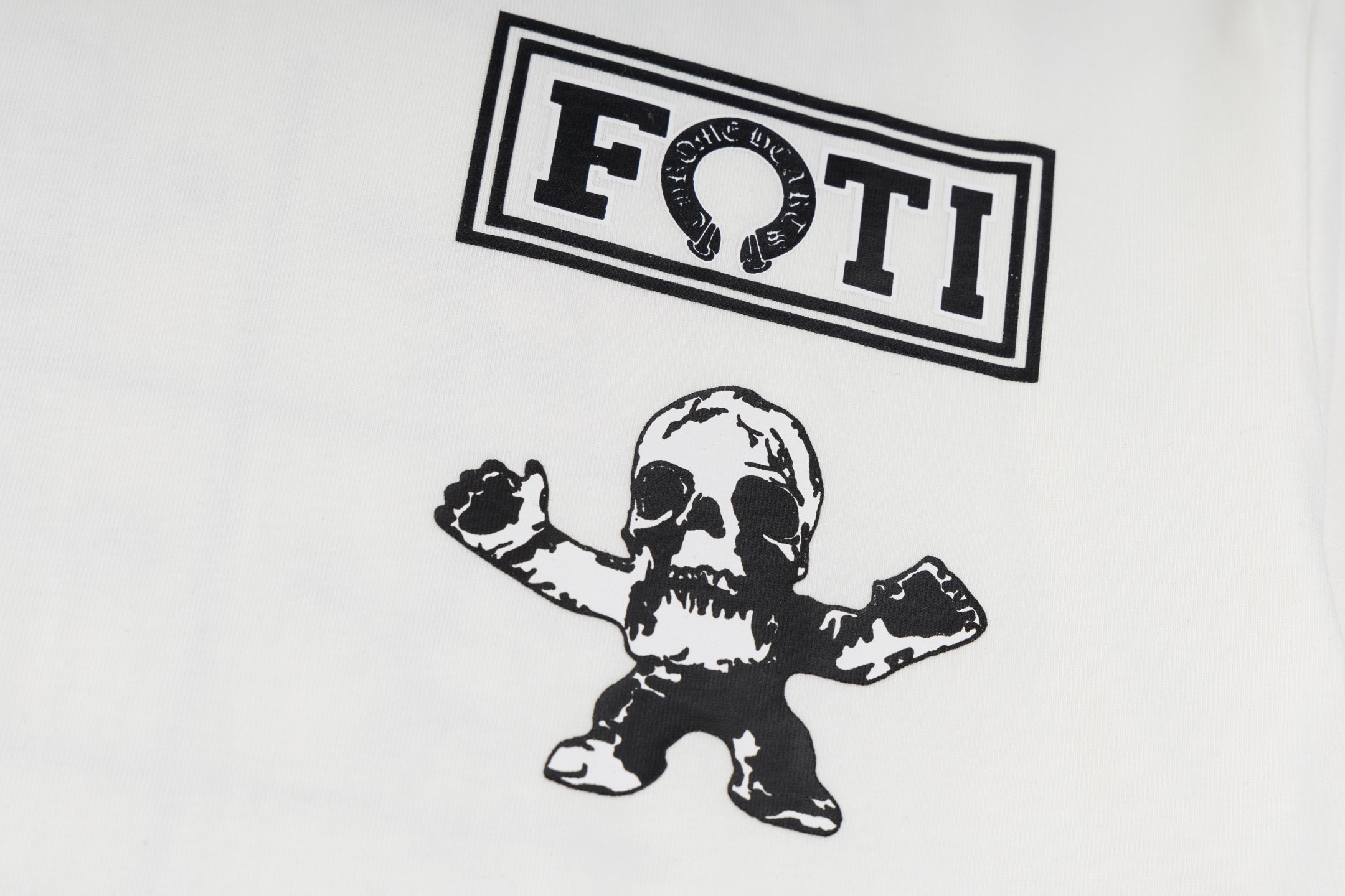 【CHROME HEARTS】（クロムハーツ）半袖Tシャツ、ご好評に付き再入荷！