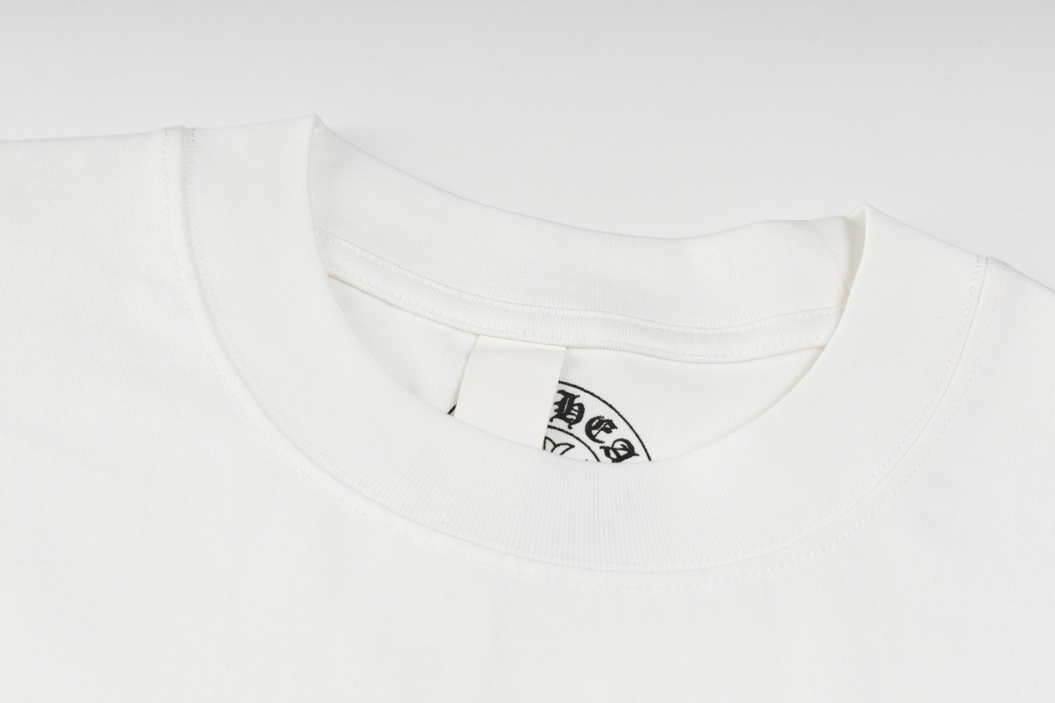 【CHROME HEARTS】（クロムハーツ）半袖Tシャツ、ご好評に付き再入荷！