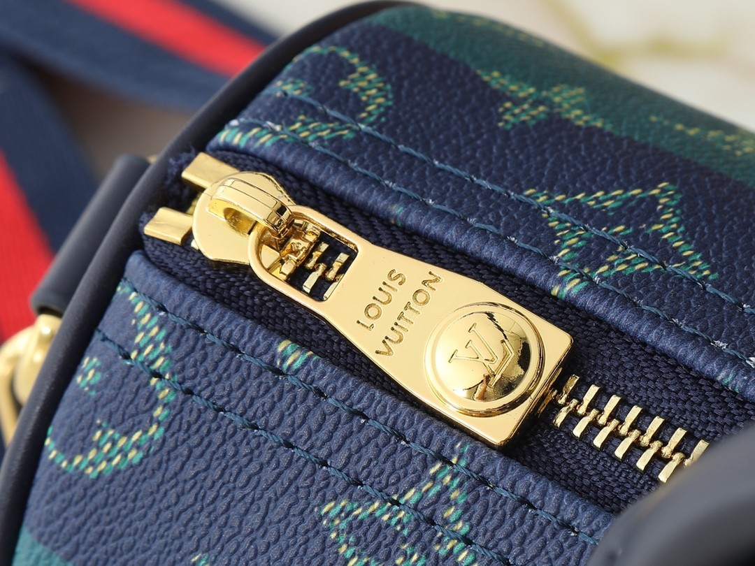 LOUIS VUITTON ルイヴィトン KEEPALL BANDOULIÈRE 25 M25786