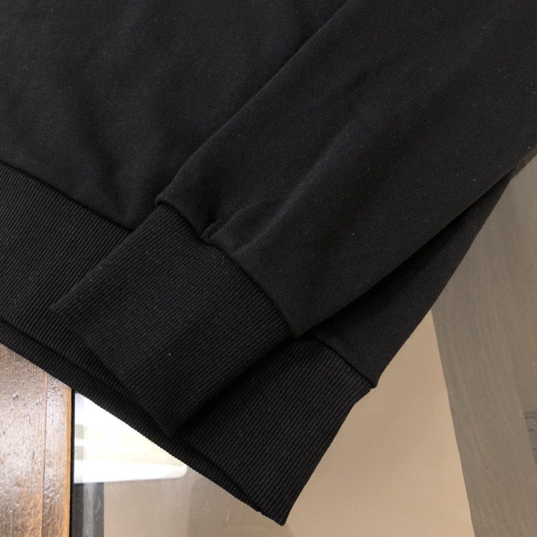 【MONCLER旗艦店】モンクレール 長袖 男女兼用 ご好評に付き再入荷！