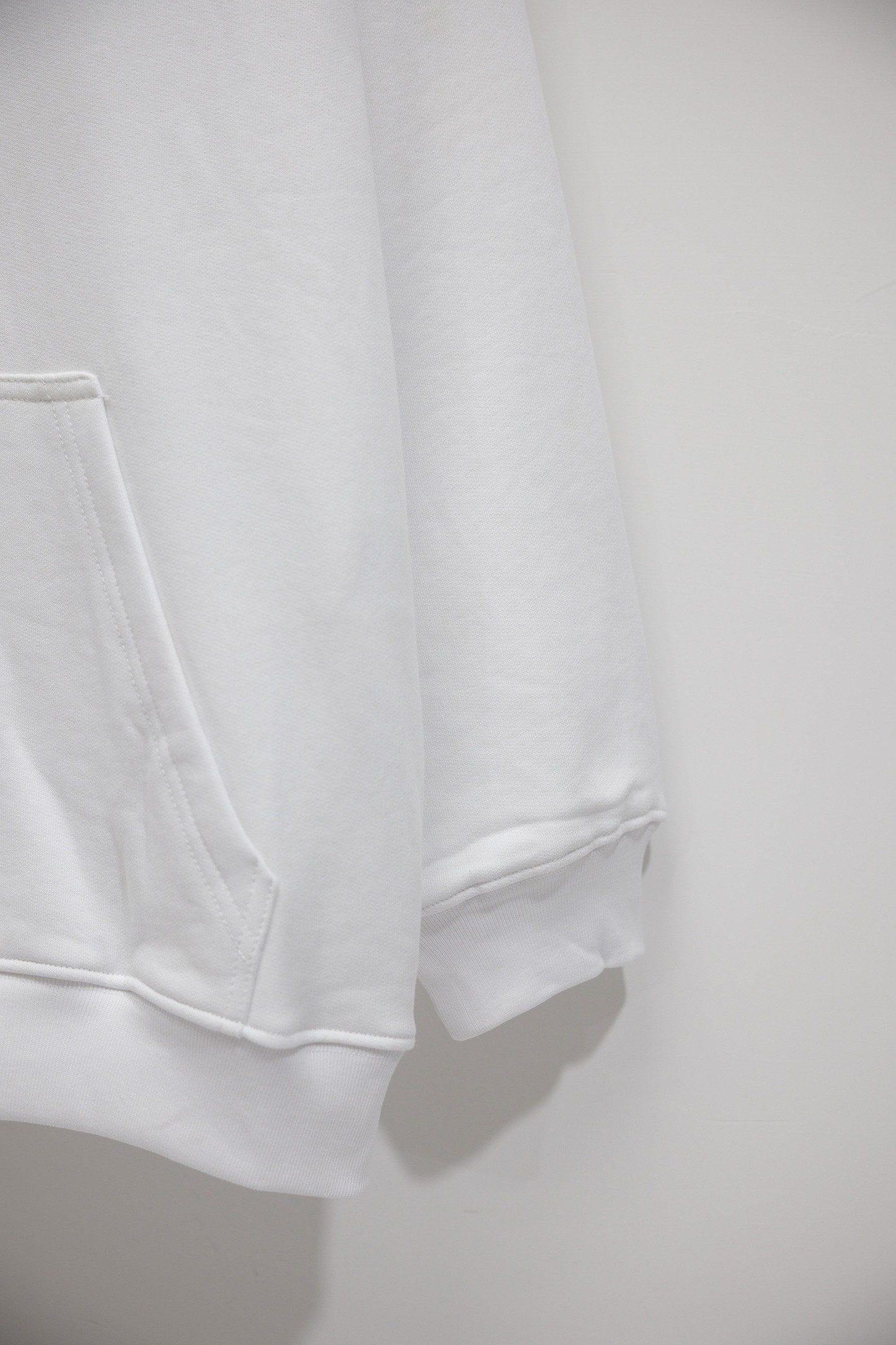 【BALENCIAGA】バレンシアガ パーカー、ご好評に付き再入荷！