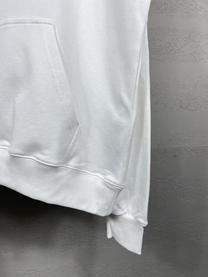 【BALENCIAGA】バレンシアガ パーカー 男女兼用 ご好評に付き再入荷！