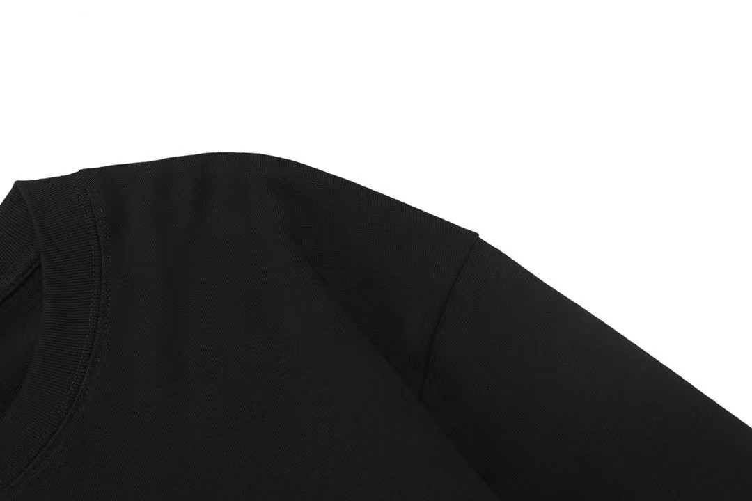 【LOEWE公式 旗艦店】長袖 即日出荷 ご好評に付き再入荷！