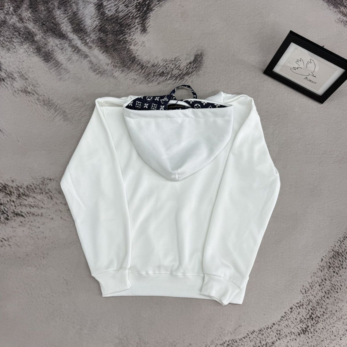 【LOUIS VUITTON旗艦店】ルイヴィトン パーカー 男女兼用 ご好評に付き再入荷！