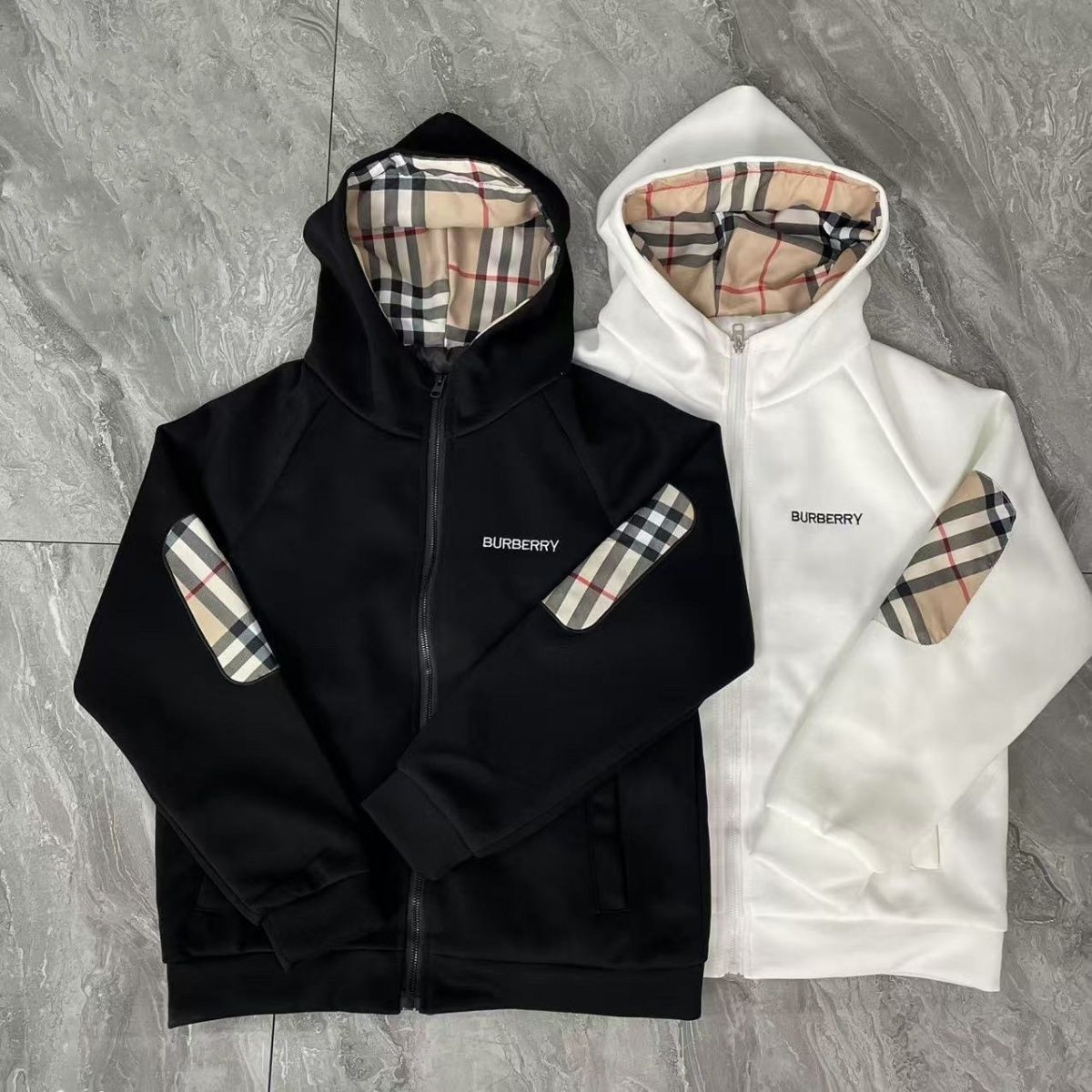 【BURBERRY旗艦店】バーバリー パーカー ご好評に付き再入荷！