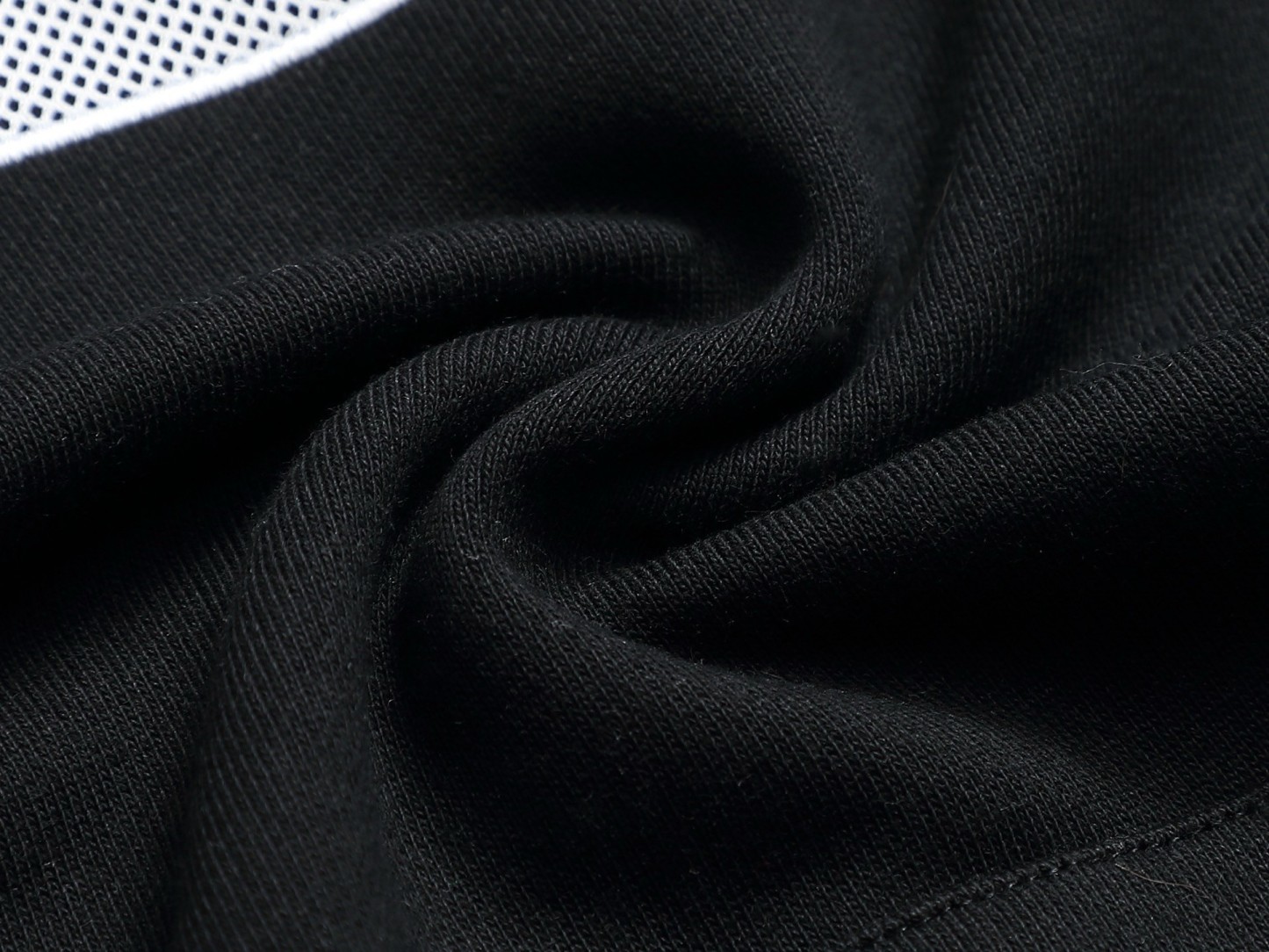 【FENDI旗艦店】フェンディ パーカー 男女兼用 ご好評に付き再入荷！