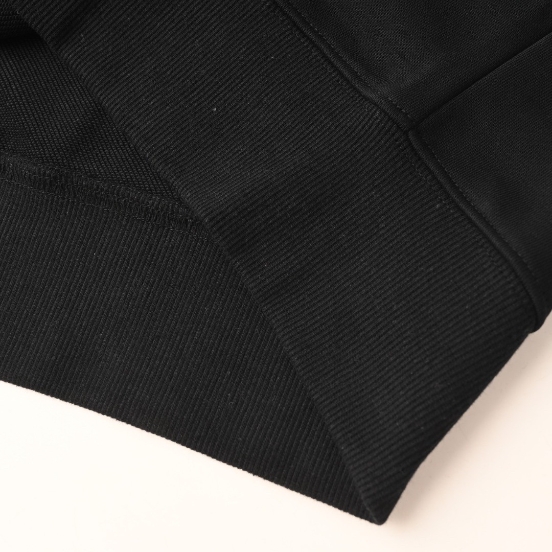 【BURBERRY旗艦店】バーバリー 長袖 ご好評に付き再入荷！