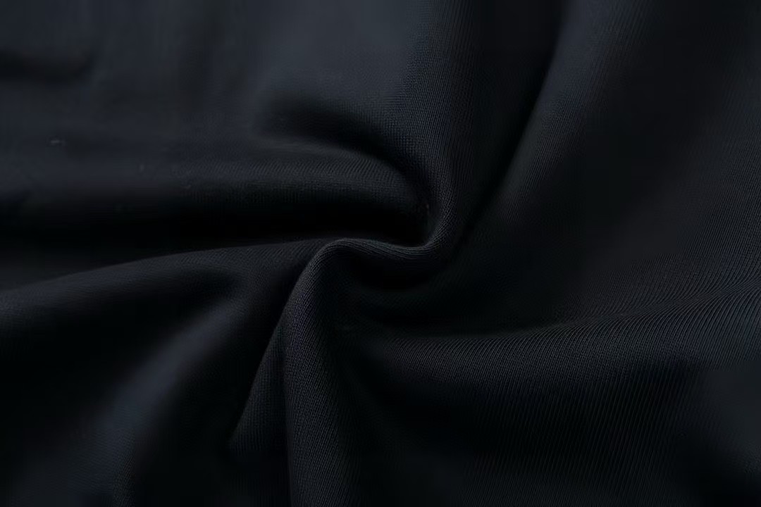 【FENDI旗艦店】フェンディ 長袖 ご好評に付き再入荷！