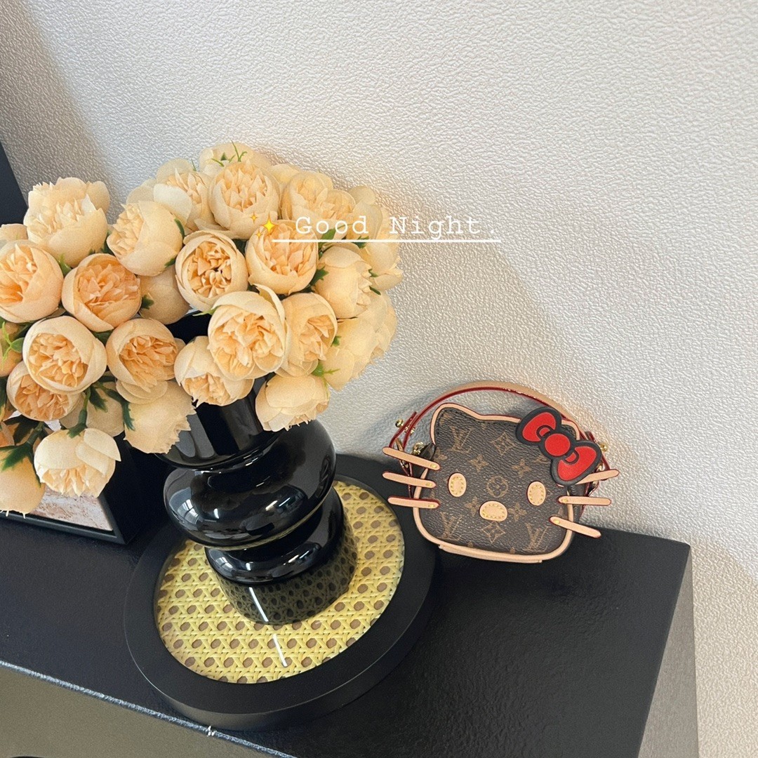 【LOUIS VUITTON旗艦店】ルイヴィトン 財布 ストラップ