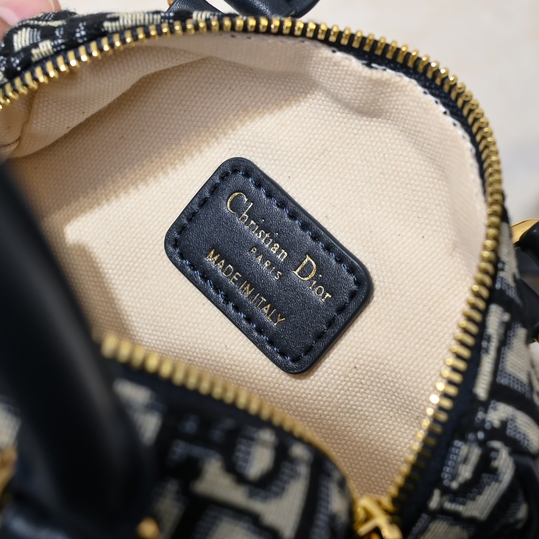 【DIOR旗艦店】ディオール Grooveショルダーバッグ M928