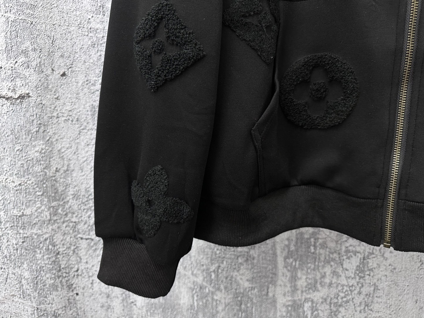 【LOUIS VUITTON旗艦店】ルイヴィトン パーカー 男女兼用 ご好評に付き再入荷！