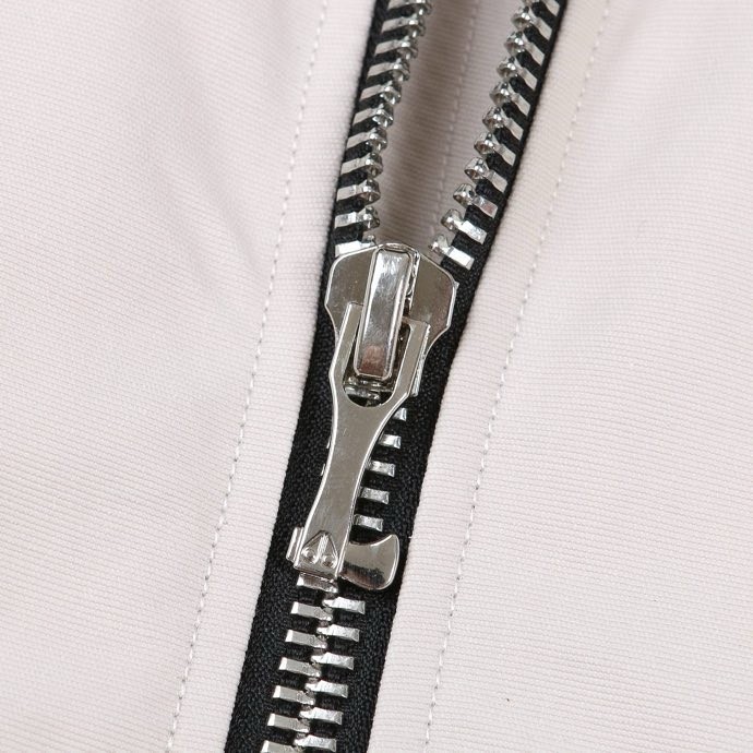 【MOOSE KNUCKLES 公式旗艦店】ダウンジャケット ご好評に付き再入荷！