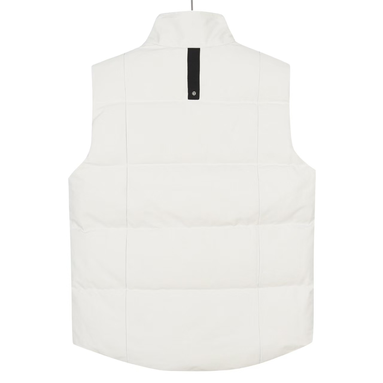 【MOOSE KNUCKLES 公式旗艦店】ダウンベスト ご好評に付き再入荷！