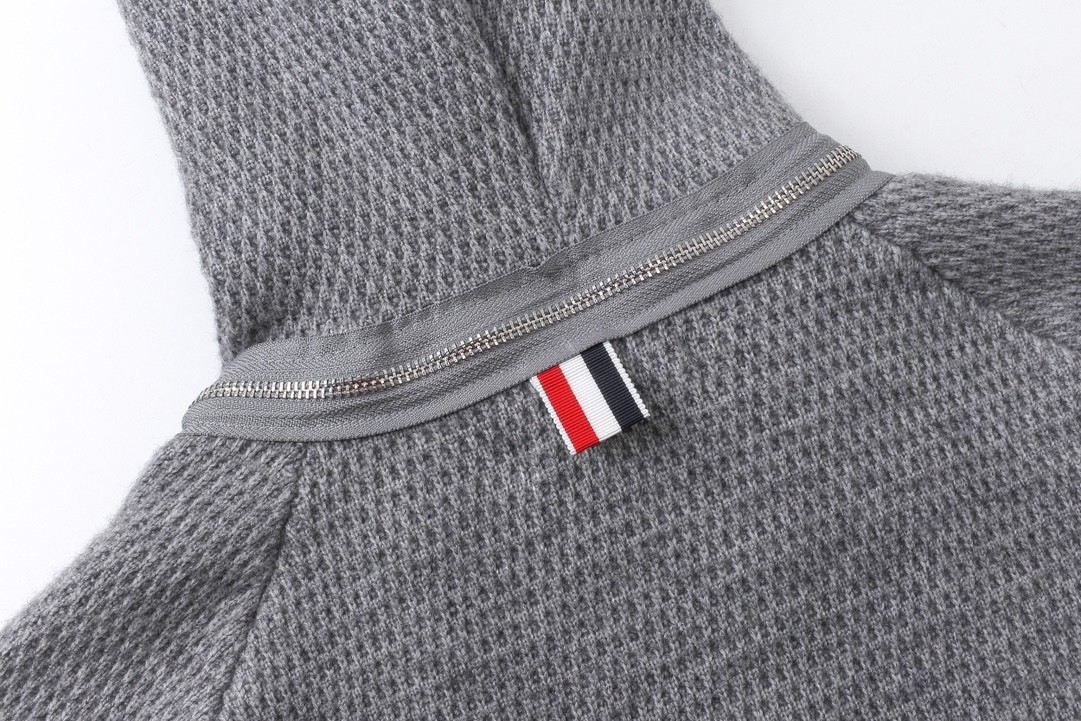 【THOM BROWNE旗艦店】 ジャケット ご好評に付き再入荷！