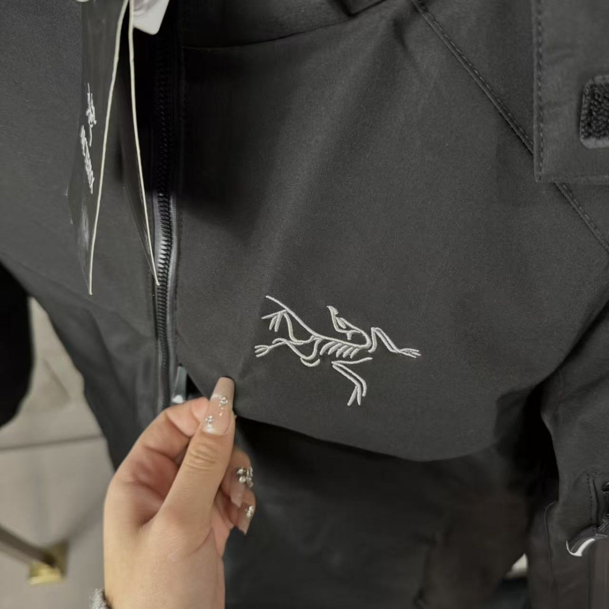 【ARC'TERYX旗艦店】ダウンジャケット 男女兼用 ご好評に付き再入荷！