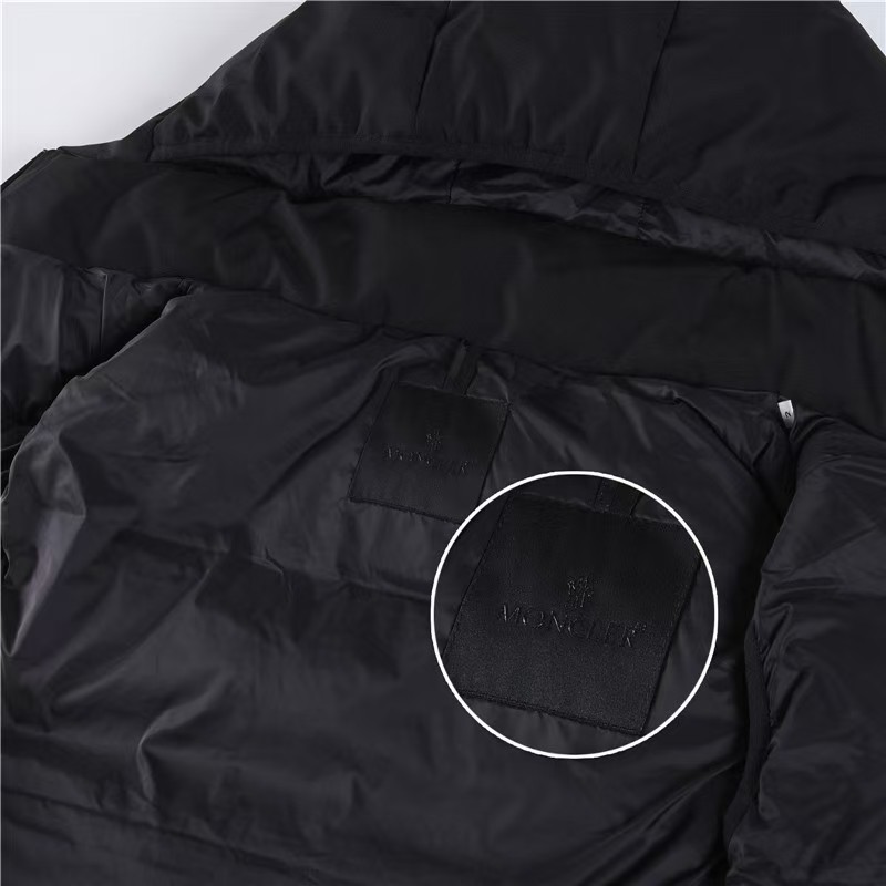 【MONCLER旗艦店】（モンクレール）ダウンベスト ご好評に付き再入荷！