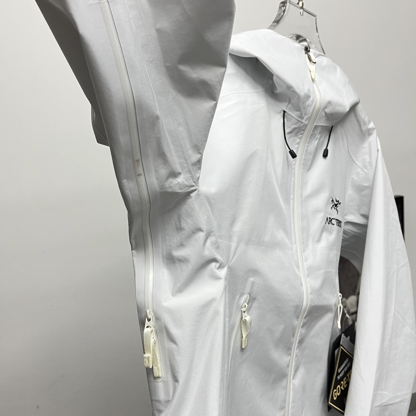 【ARC'TERYX旗艦店】トレッキングジャケット ご好評に付き再入荷！