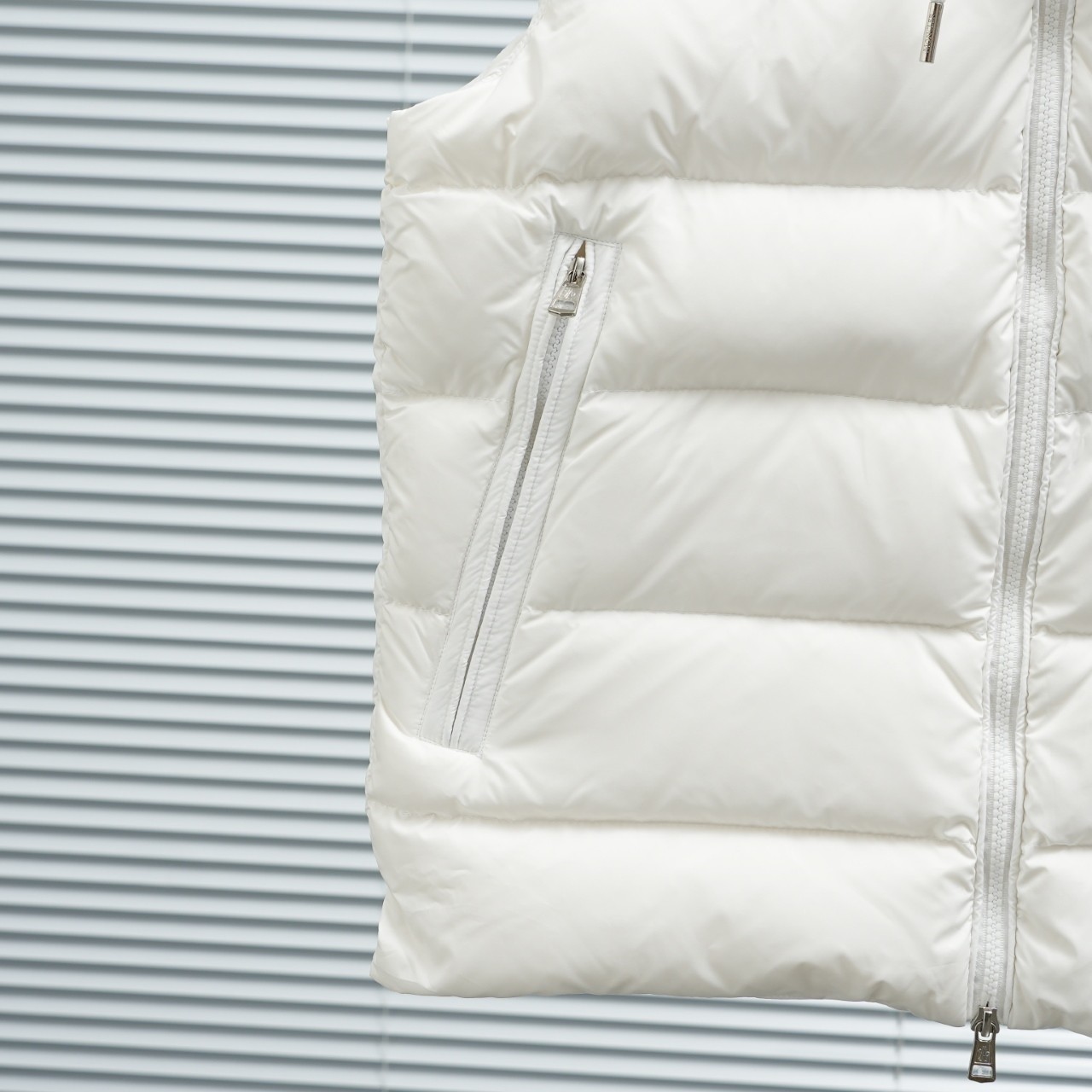 【人気】MONCLER モンクレール Cardamine ジレ ベスト ダウンベスト