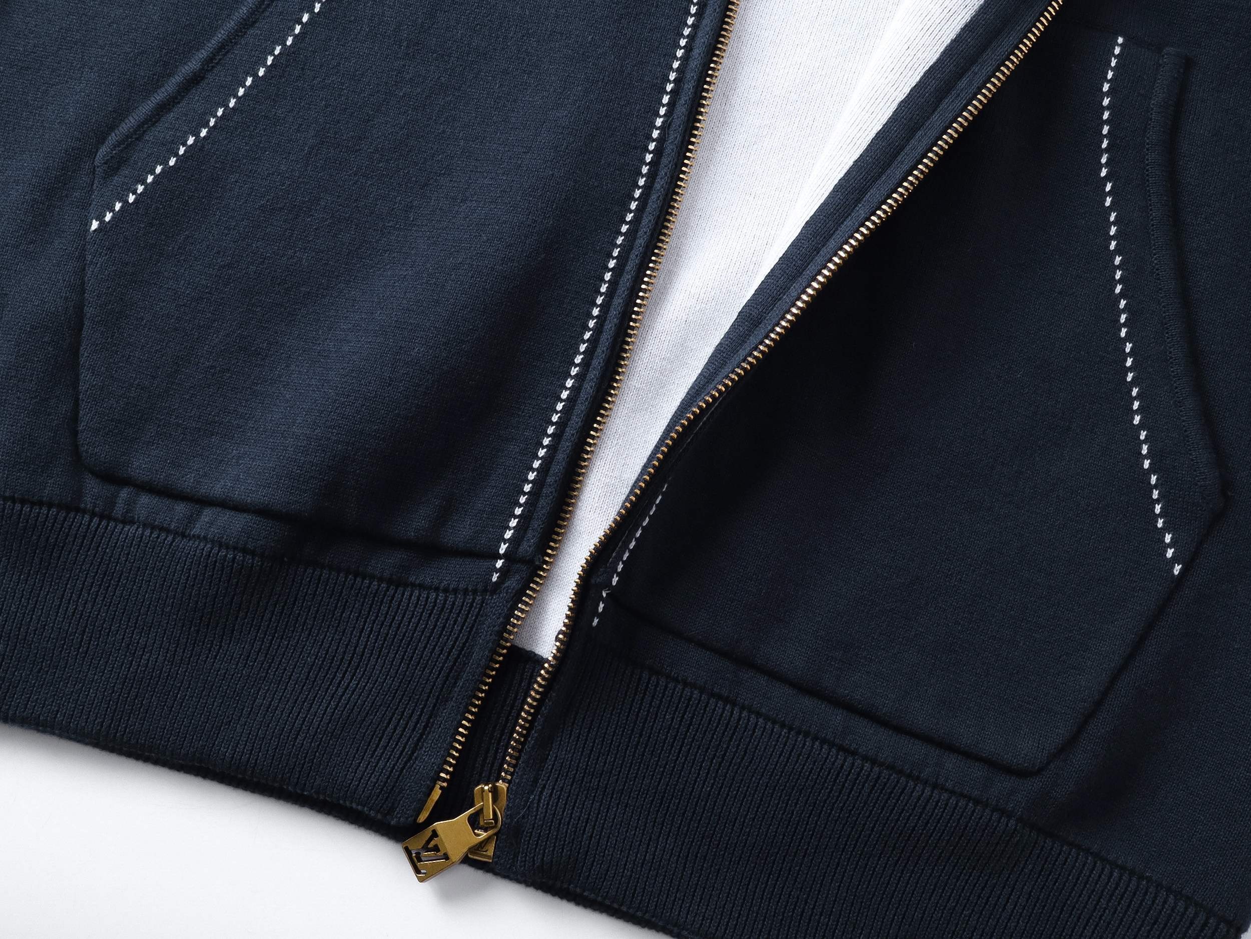 【LOUIS VUITTON旗艦店】ルイヴィトン パーカー ご好評に付き再入荷！