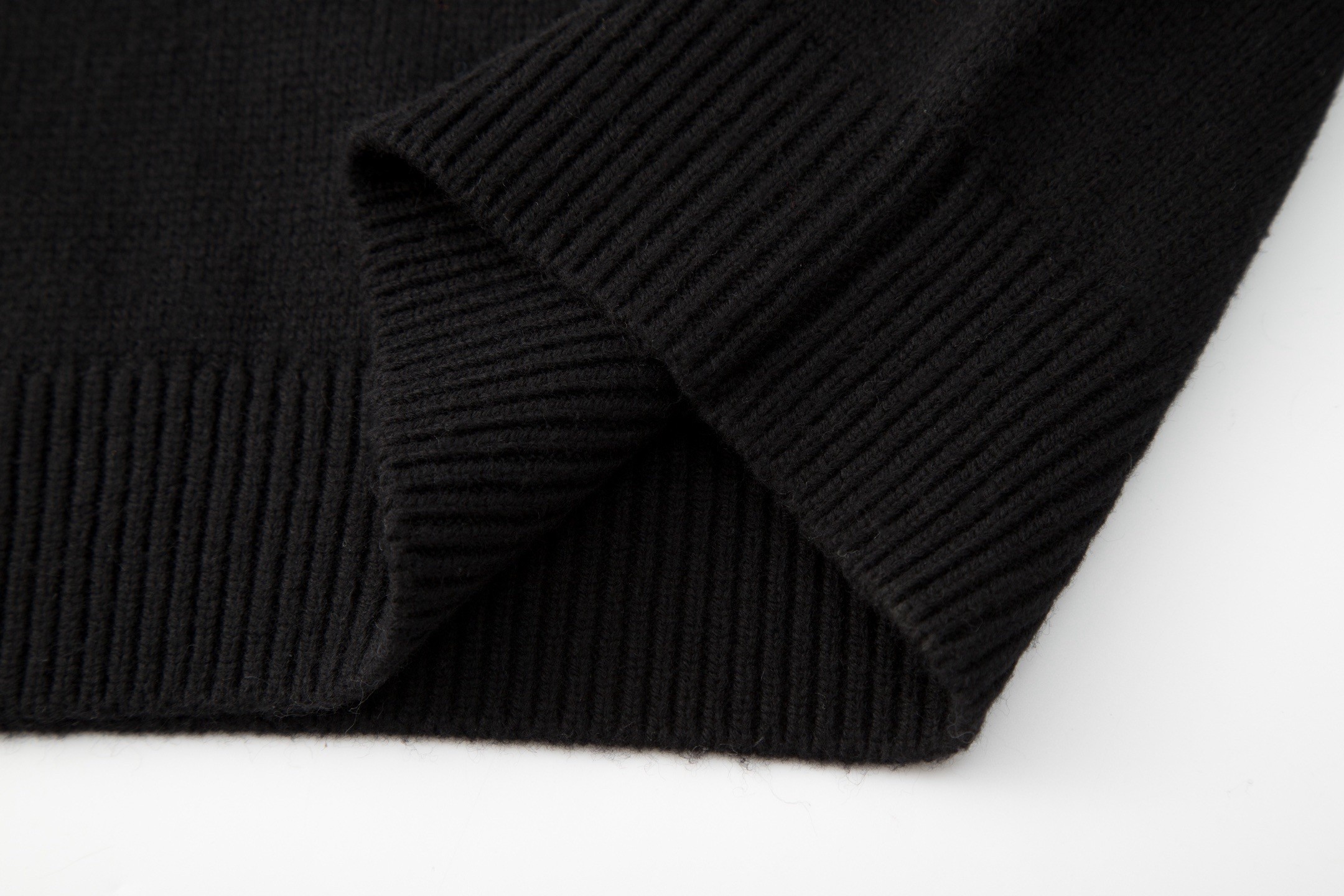 【BURBERRY旗艦店】バーバリー セーター 男女兼用 ご好評に付き再入荷！