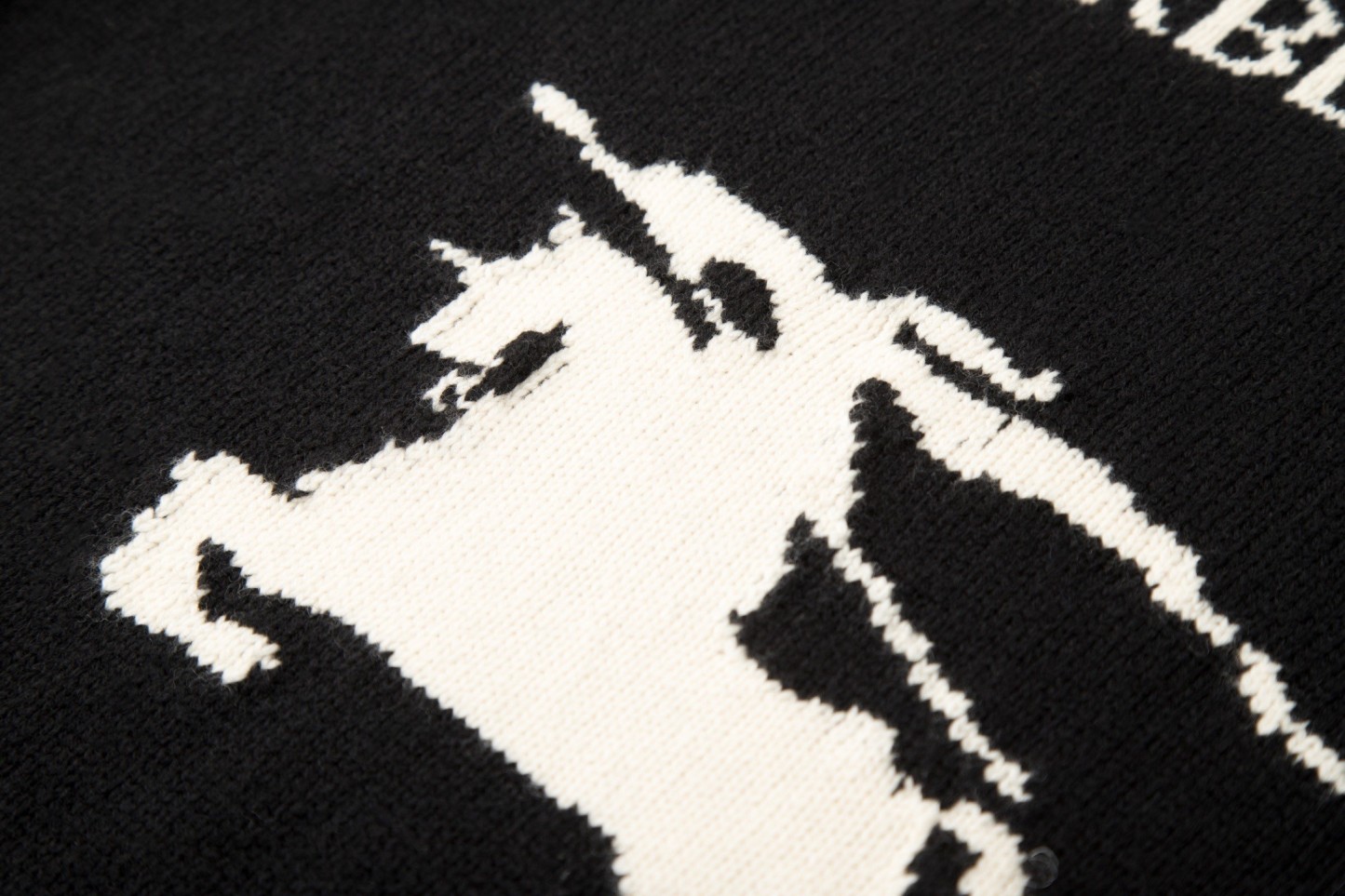 【BURBERRY旗艦店】バーバリー セーター 男女兼用 ご好評に付き再入荷！