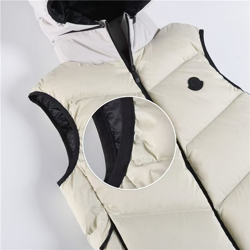 【MONCLER旗艦店】（モンクレール）ダウンベスト ご好評に付き再入荷！