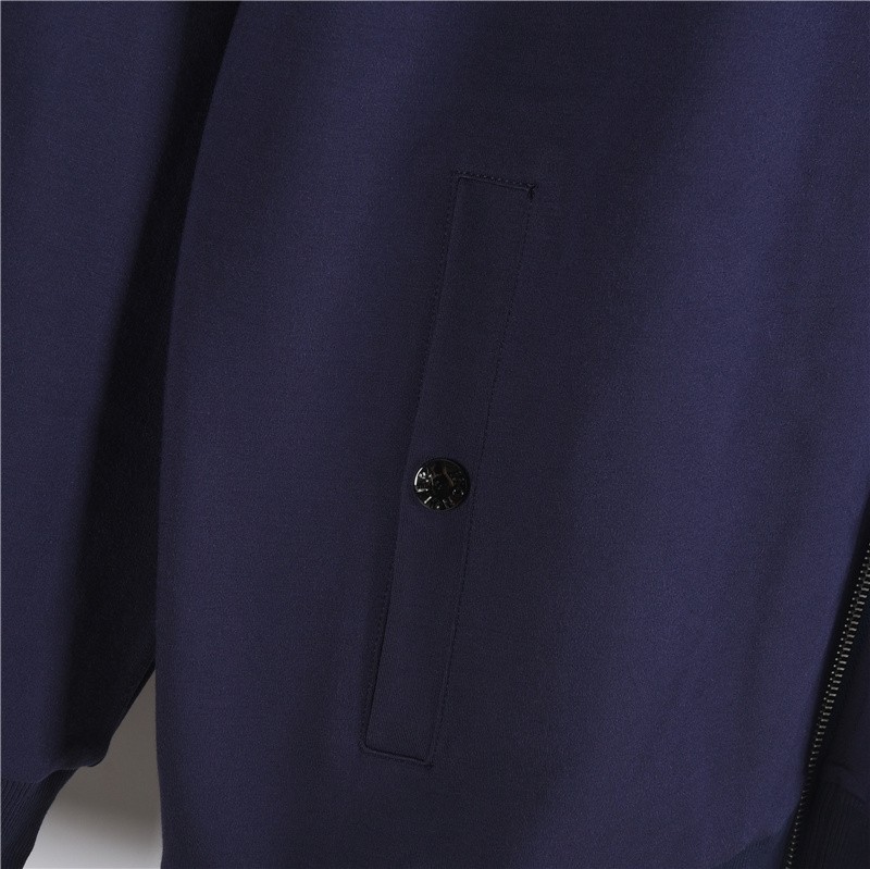 【MONCLER旗艦店】モンクレール ジャケット 、ご好評に付き再入荷！