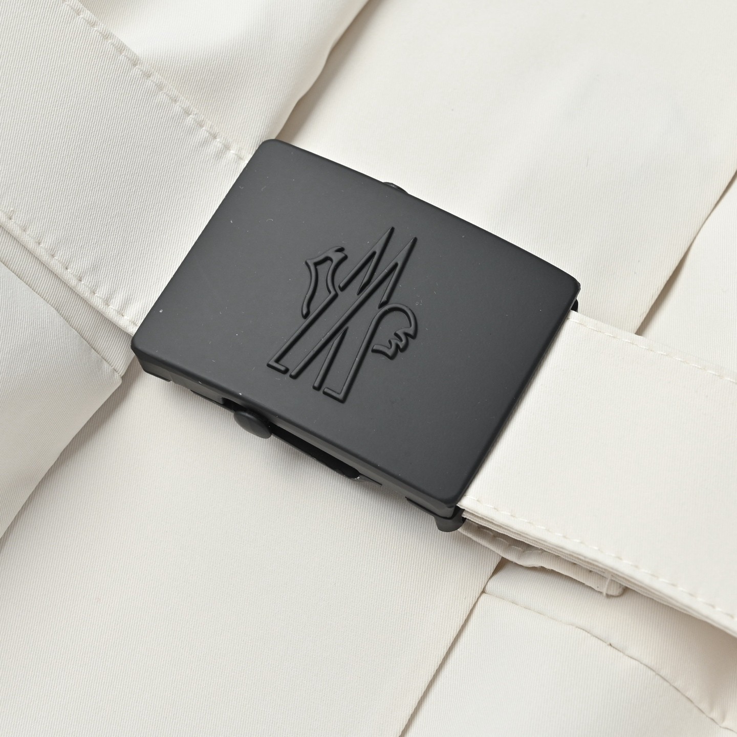 【MONCLER公式 旗艦店】モンクレール スキーのダウンジャケット ご好評に付き再入荷！