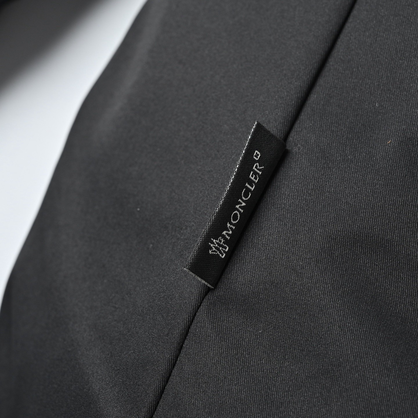 【MONCLER公式 旗艦店】モンクレール スキーのダウンジャケット ご好評に付き再入荷！