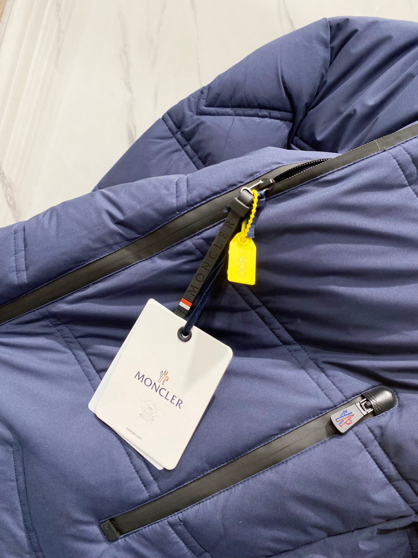 【MONCLER】モンクレール 2025 新しいコットンコート超ホット刺繍炎フード付きジャケット 男女兼用