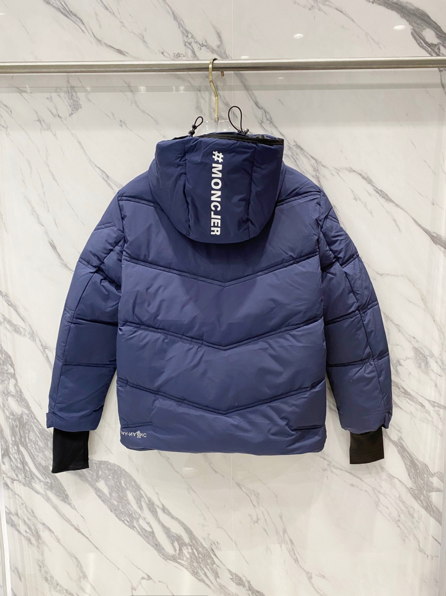 【MONCLER】モンクレール 2025 新しいコットンコート超ホット刺繍炎フード付きジャケット 男女兼用