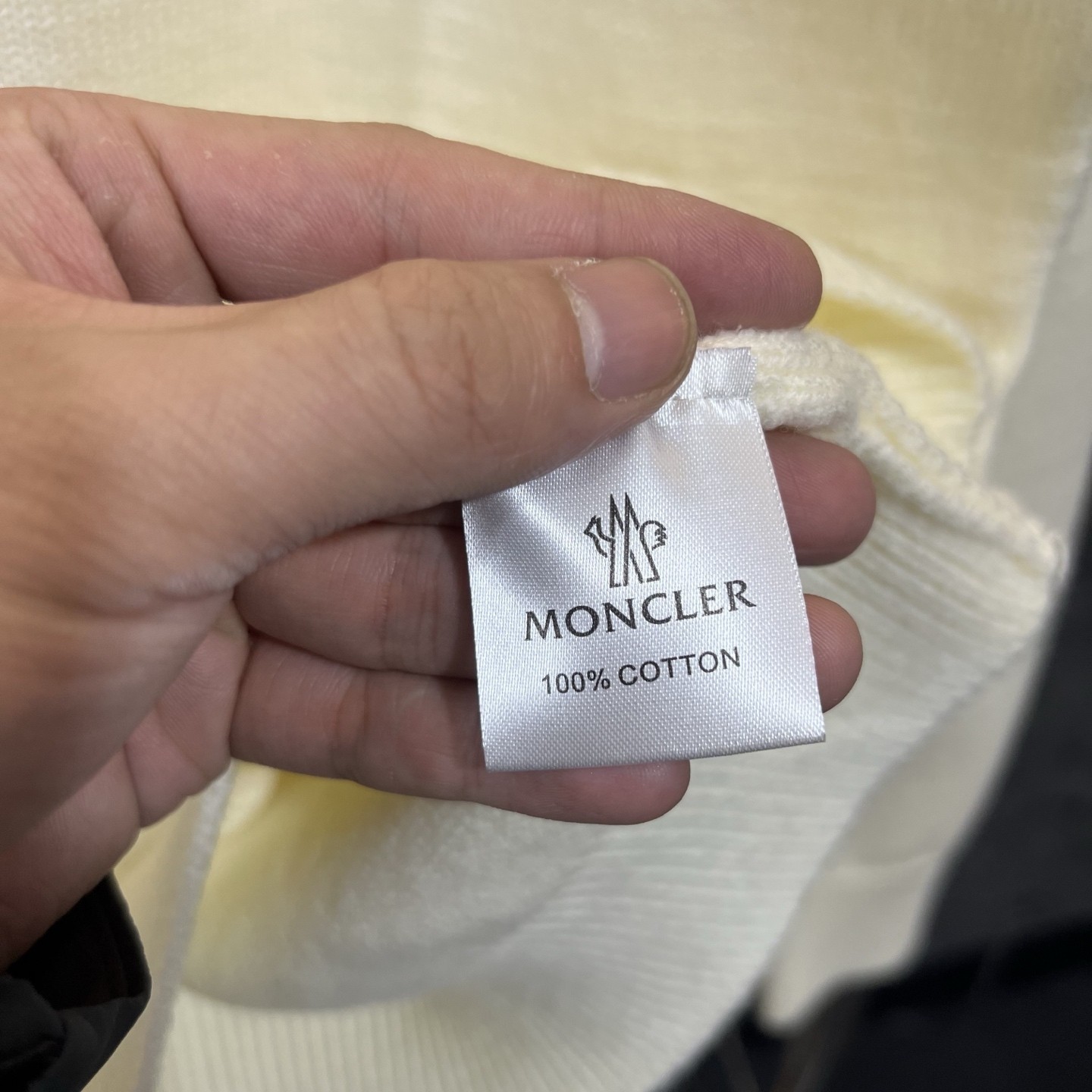 【MONCLER旗艦店】モンクレール セーター ご好評に付き再入荷！