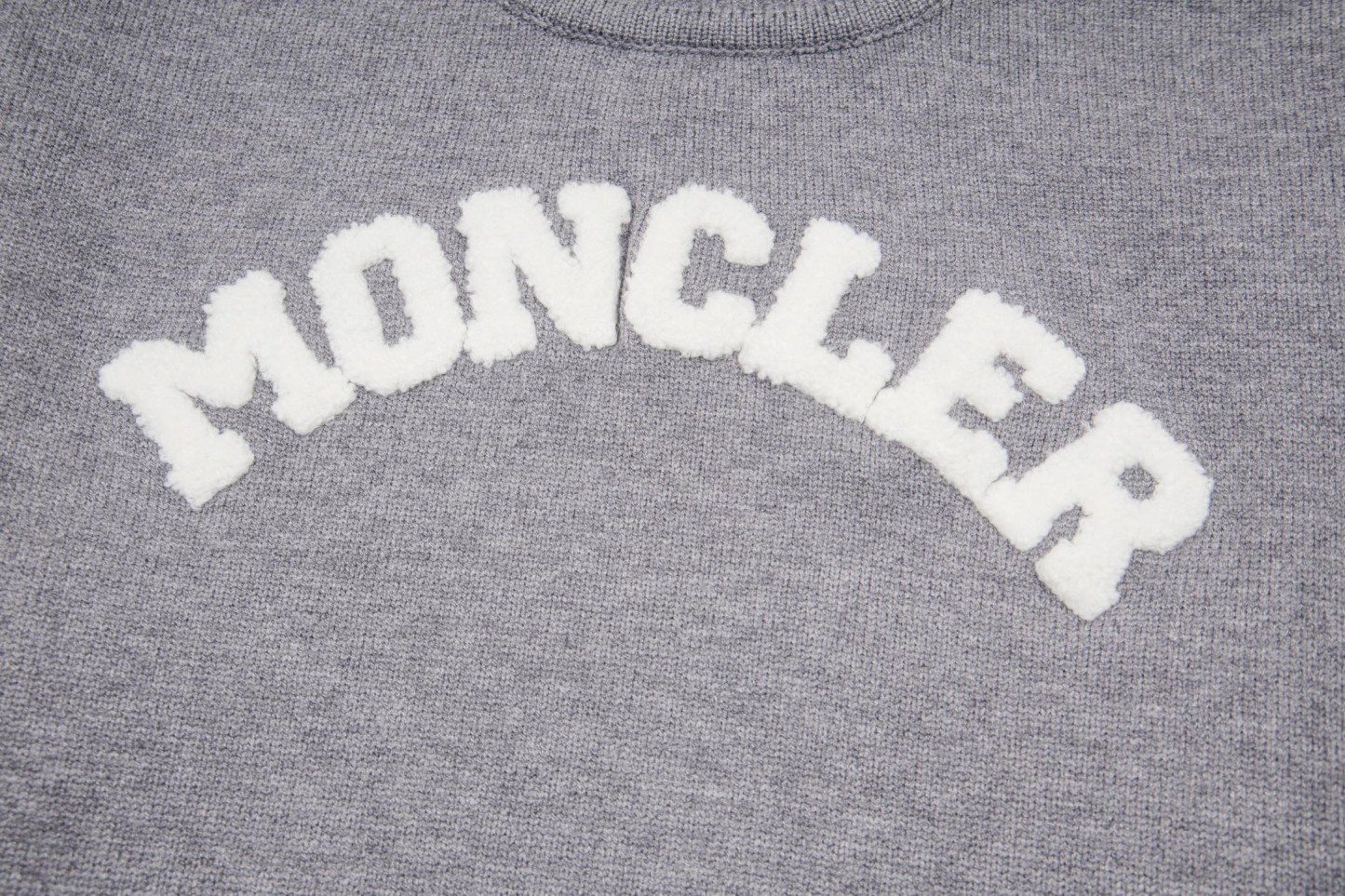 【MONCLER旗艦店】モンクレール セーター ご好評に付き再入荷！