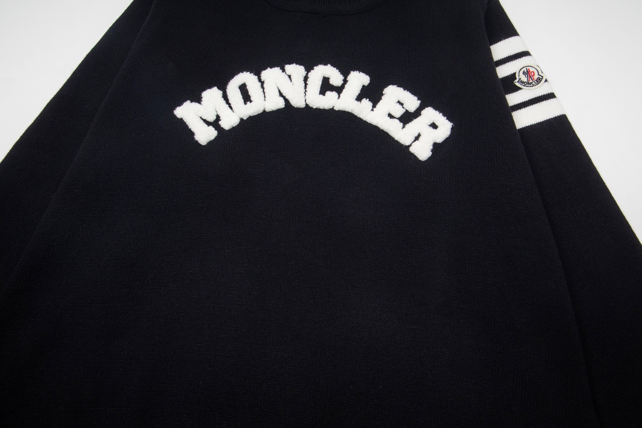 【MONCLER旗艦店】モンクレール セーター ご好評に付き再入荷！